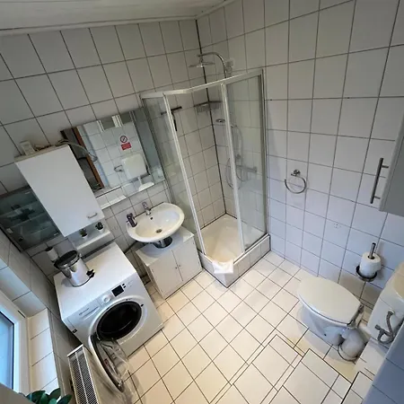 In Ruhiger Lage Mit 2 Baedern نومنستر