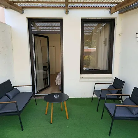 In Ruhiger Lage Mit 2 Baedern