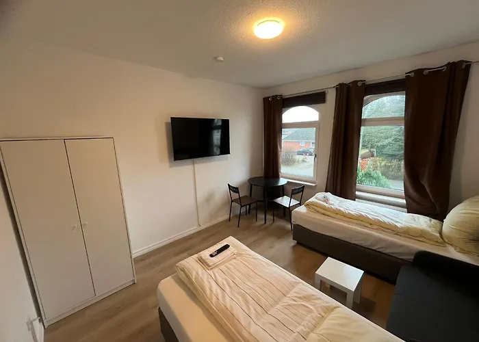 In Ruhiger Lage Mit 2 Baedern Дом отдыха